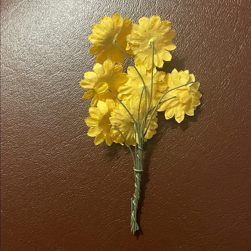 7 Tiny Artificial Sunflowers for DIY crafts